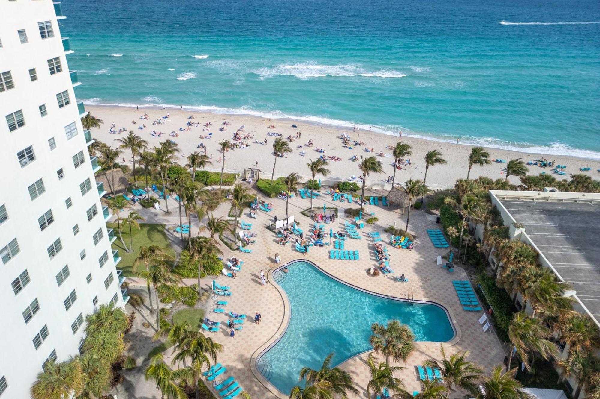 Modern 1 Bdr Oceanview With Direct Beach Access! ハリウッド エクステリア 写真